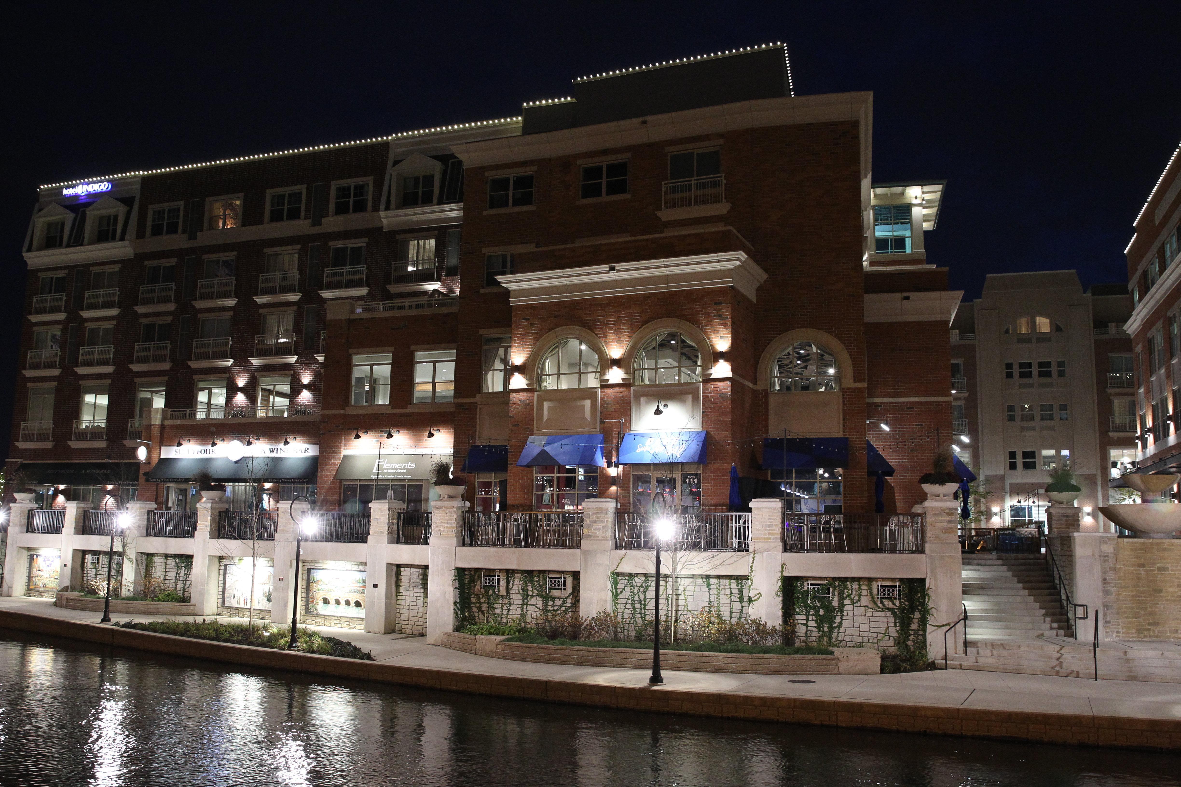 Hotel Indigo Naperville Riverwalk By Ihg Екстериор снимка