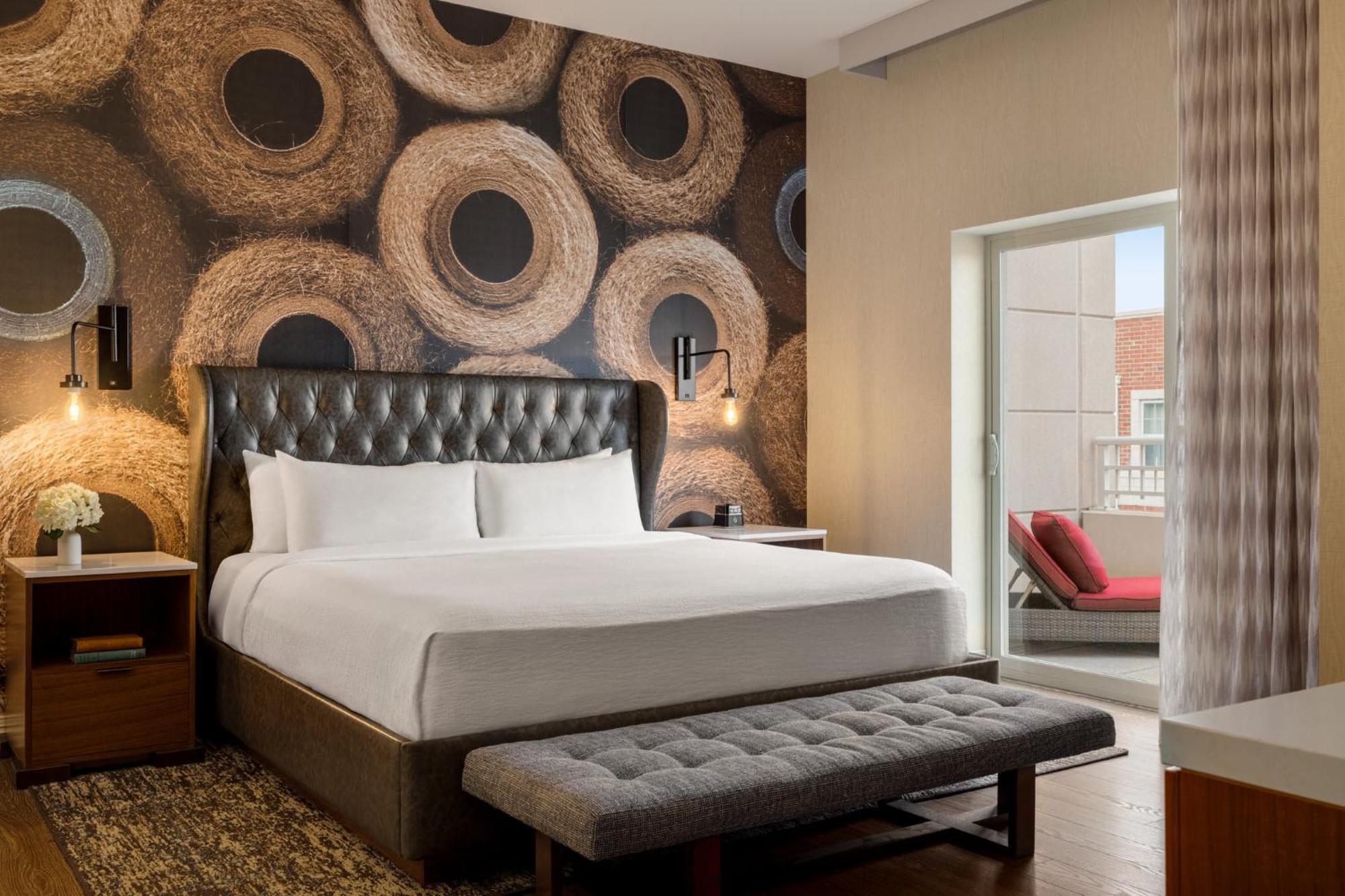 Hotel Indigo Naperville Riverwalk By Ihg Екстериор снимка