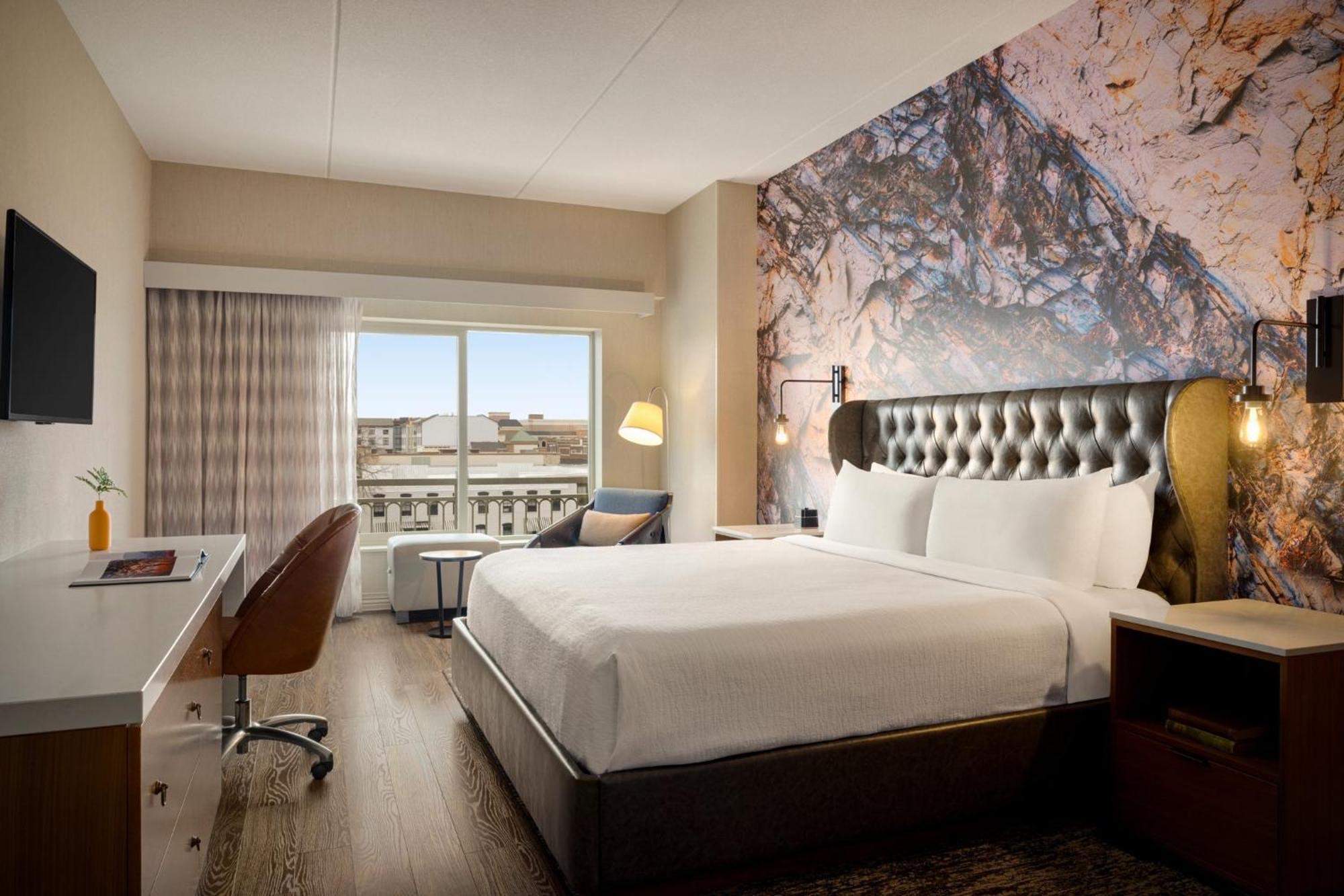Hotel Indigo Naperville Riverwalk By Ihg Екстериор снимка
