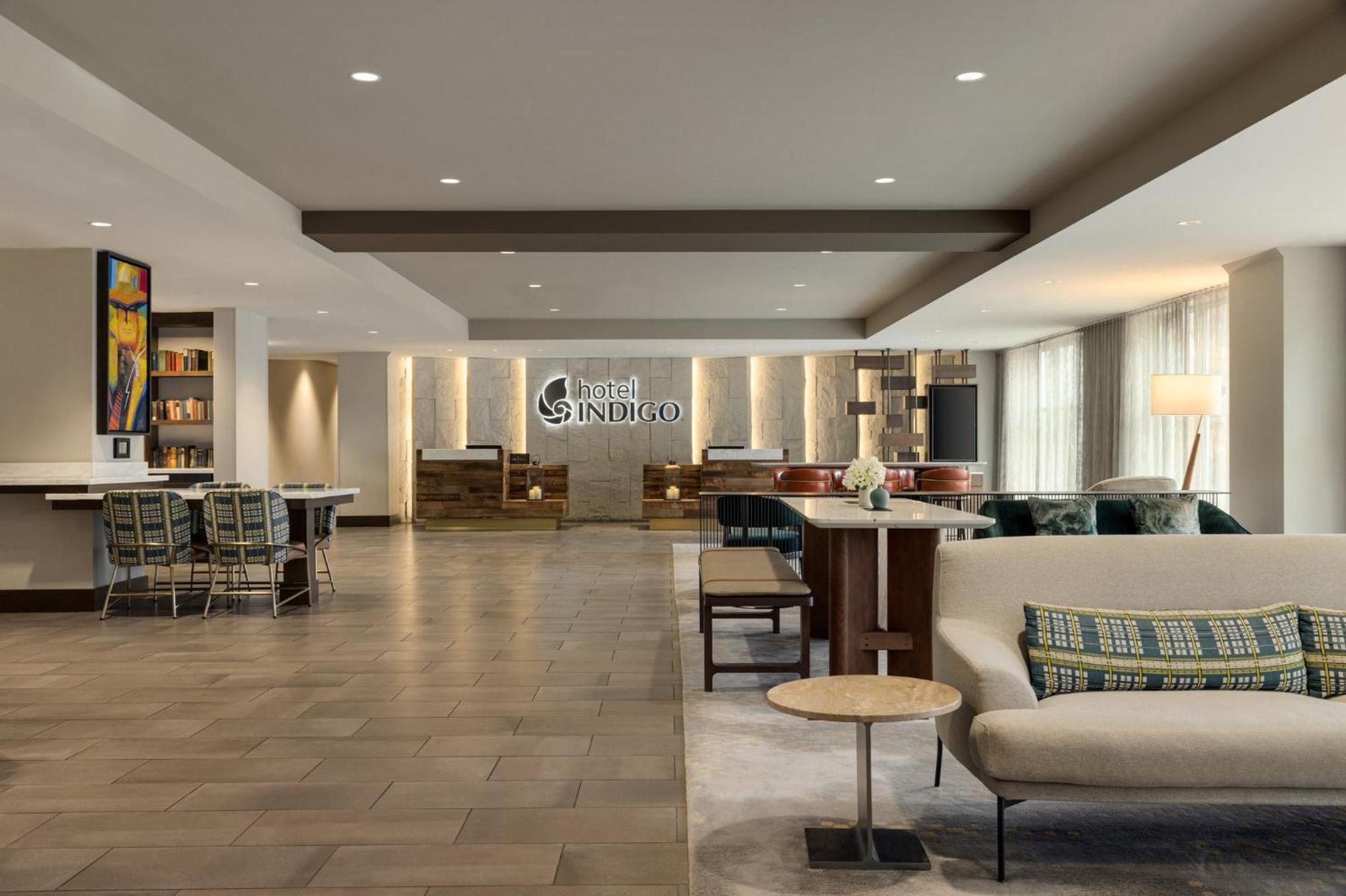 Hotel Indigo Naperville Riverwalk By Ihg Екстериор снимка