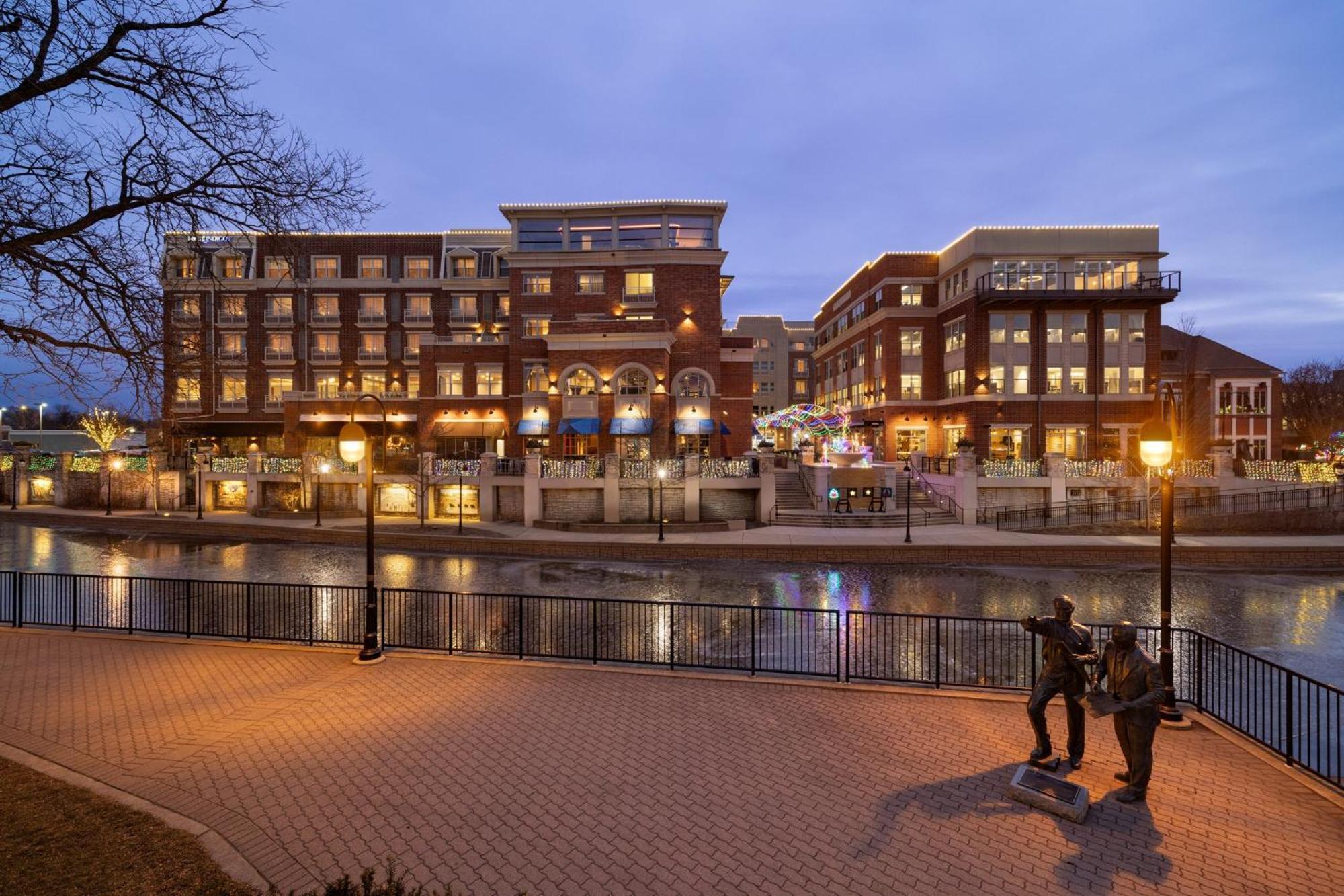 Hotel Indigo Naperville Riverwalk By Ihg Екстериор снимка